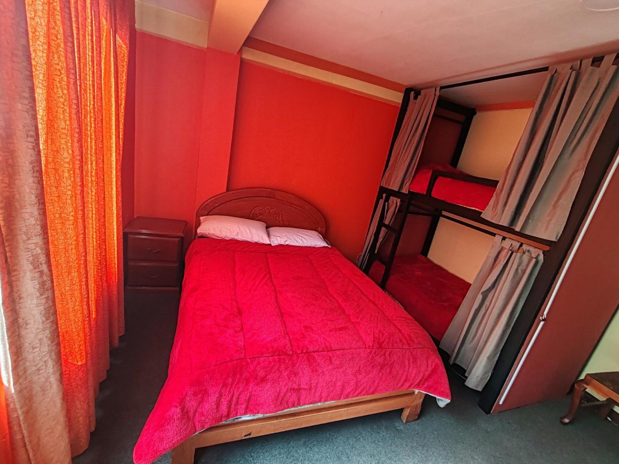 Yati Hostal La Paz Exteriör bild